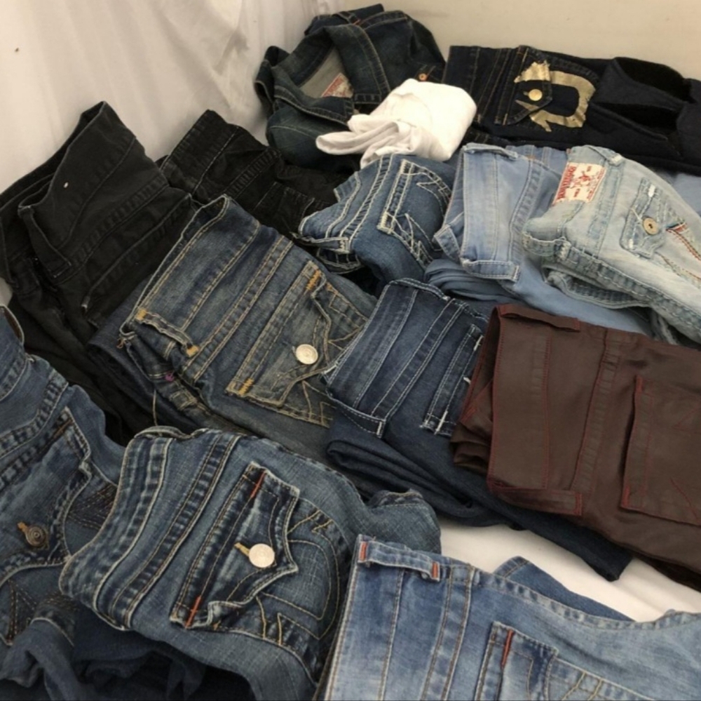 True Religion Ask for Prices if Intrested Individual or Reseler Bundle